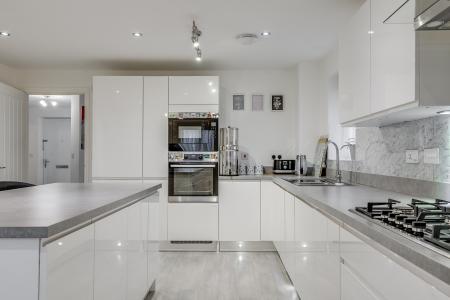 4 bedroom Detached house for sale in Tuddenham Row, Bedford, MK43