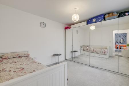 4 bedroom Detached house for sale in Tuddenham Row, Bedford, MK43