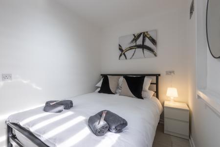 2 bedroom Apartment for sale in Donegall Road, Belfast, BT12