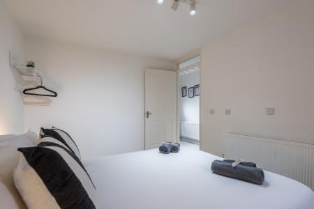 2 bedroom Apartment for sale in Donegall Road, Belfast, BT12