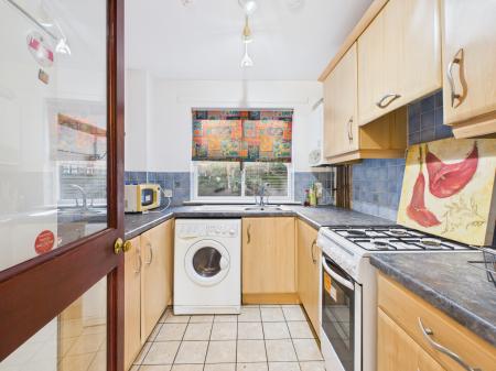 1 bedroom Flat to let in Salisbury Street, Belfast, BT7