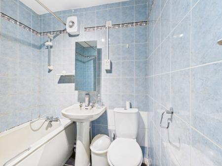 1 bedroom Flat to let in Salisbury Street, Belfast, BT7