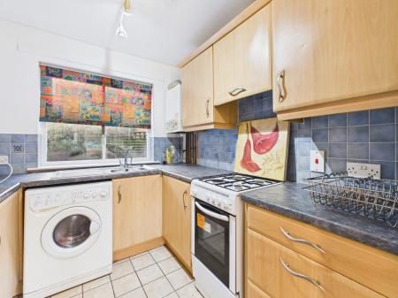 1 bedroom Flat to let in Salisbury Street, Belfast, BT7