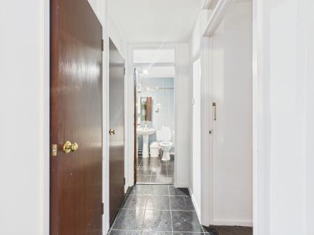 1 bedroom Flat to let in Salisbury Street, Belfast, BT7