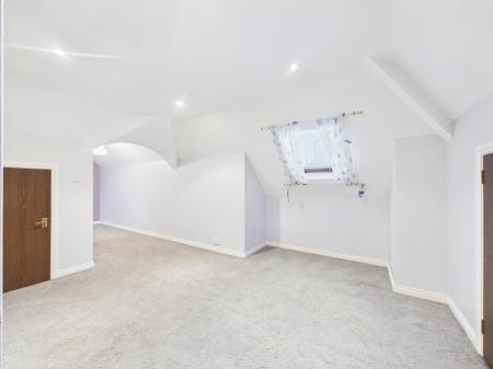 6 bedroom Detached house for sale in Windermere Road, Four Winds, Belfast, BT8