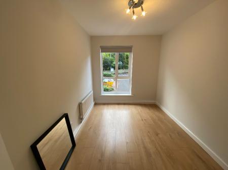 2 bedroom Flat to let in Stranmillis Mews, Belfast, BT9