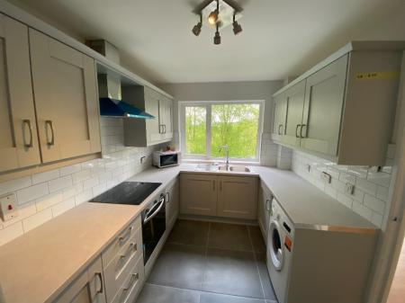 2 bedroom Flat to let in Stranmillis Mews, Belfast, BT9