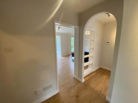 2 bedroom Flat to let in Stranmillis Mews, Belfast, BT9