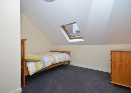 3 bedroom Flat to let in Eglantine Avenue, Belfast, BT9