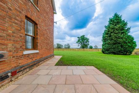 4 bedroom Farm House to let in Eastwell Road, Scalford, LE14