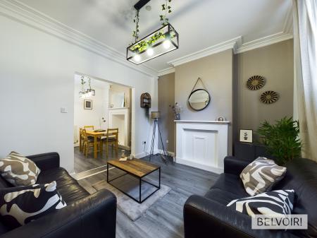 2 bedroom Town house to let in Albion Court, Albion Street, Jewellery Quarter, Birmingham, B1