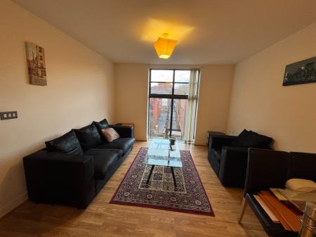 2 bedroom Flat to let in Water Street, Birmingham, B3