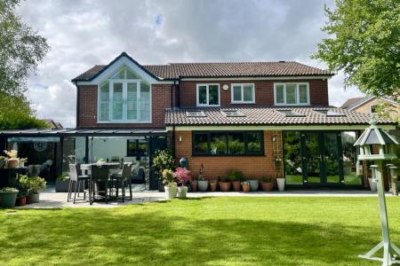 4 bedroom Detached house for sale in Dimple Park, Egerton, Bolton, BL7