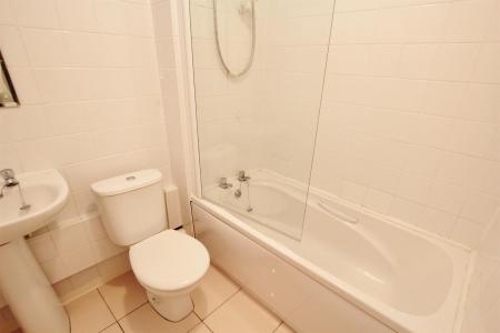 1 bedroom Studio flat for sale in Gunville Crescent, Bournemouth