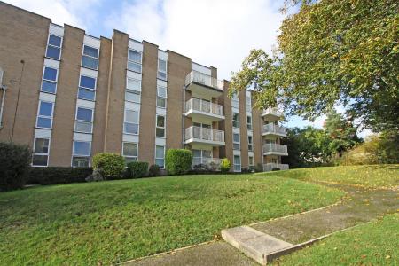 1 bedroom Flat for sale in St. Anthonys Road, Bournemouth