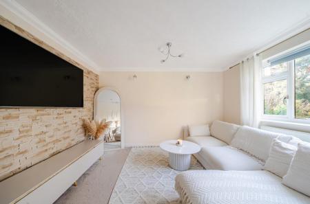 2 bedroom Flat for sale in Wellington Road, Bournemouth