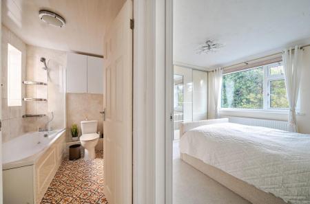 2 bedroom Flat for sale in Wellington Road, Bournemouth