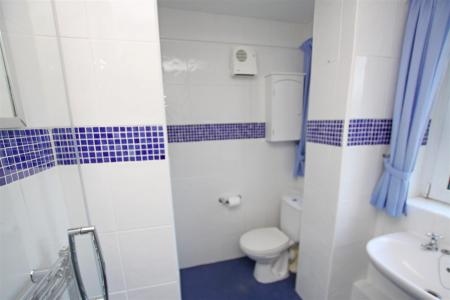 2 bedroom Flat for sale in Lindsay Road, Poole