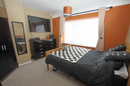 3 bedroom Property for sale in Larksfield Avenue, Bournemouth