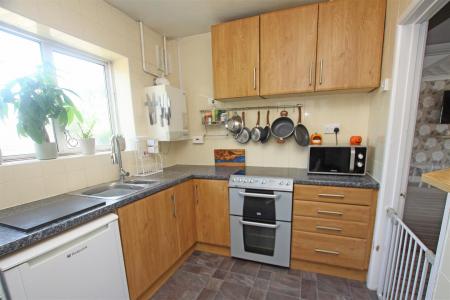 3 bedroom Property for sale in Larksfield Avenue, Bournemouth