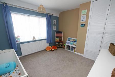 3 bedroom Property for sale in Larksfield Avenue, Bournemouth