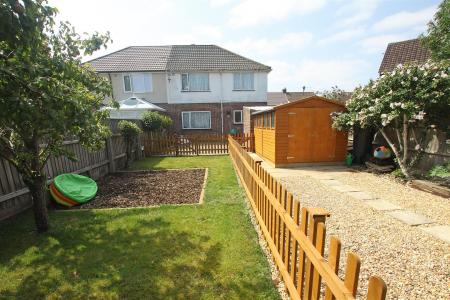 3 bedroom Property for sale in Larksfield Avenue, Bournemouth