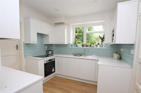 3 bedroom Terraced House for sale in East Way, Bournemouth