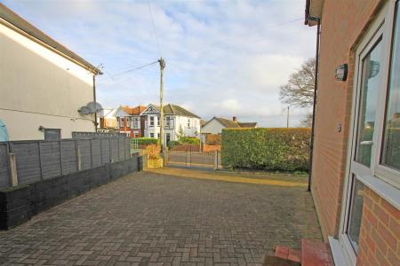 3 bedroom Detached house for sale in Malvern Road, Bournemouth