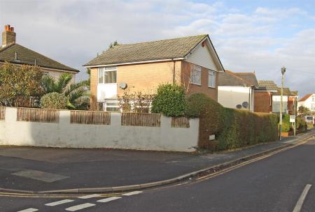 3 bedroom Detached house for sale in Malvern Road, Bournemouth