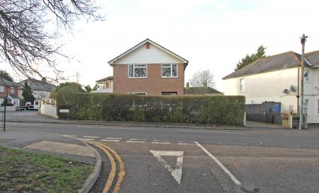 3 bedroom Detached house for sale in Malvern Road, Bournemouth