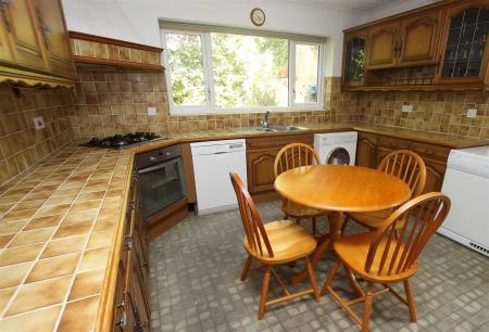 4 bedroom Detached house for sale in Georgian Way, Bournemouth