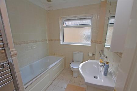 4 bedroom Detached house for sale in Georgian Way, Bournemouth