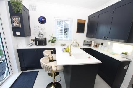 4 bedroom Detached house for sale in Minterne Road, Bournemouth