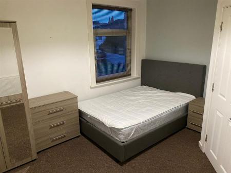 1 bedroom House share to let in Alexandra Road, Poole