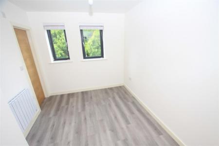 1 bedroom Flat to let in Charminster Road, Bournemouth