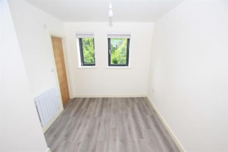 1 bedroom Flat to let in Charminster Road, Bournemouth