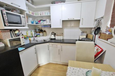 1 bedroom Flat to let in Talbot Road, Bournemouth