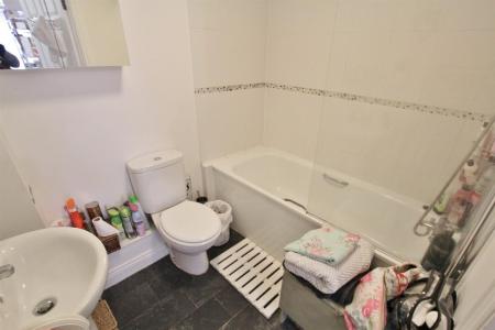 1 bedroom Flat to let in Talbot Road, Bournemouth