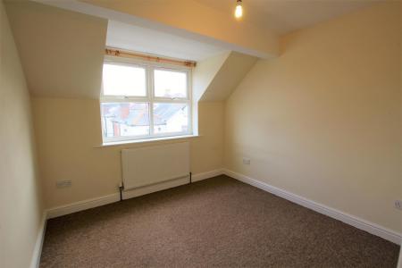 1 bedroom Flat to let in Ashley Road, Poole