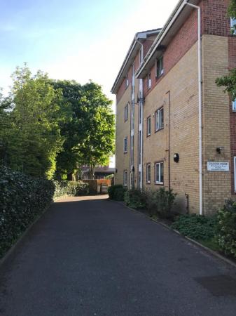 2 bedroom Flat to let in Wellington Road, Bournemouth