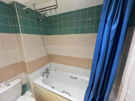 2 bedroom Property to let in Northcote Road, Bournemouth