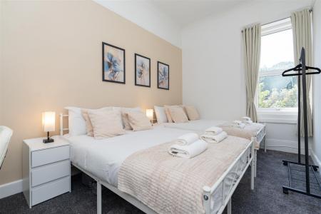 2 bedroom Flat to let in Surrey Road, Bournemouth