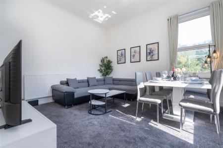 2 bedroom Flat to let in Surrey Road, Bournemouth