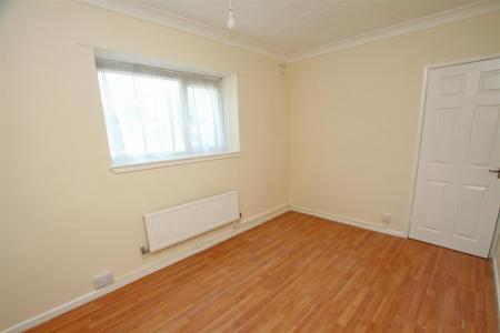 2 bedroom Flat to let in Wimborne Road, Bournemouth