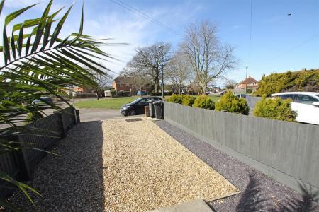 2 bedroom End of terrace house to let in Jewell Road, Bournemouth