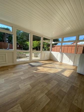 3 bedroom Semi-detached house to let in Knowlton Gardens, Bournemouth