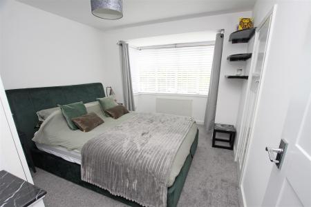 2 bedroom Detached house to let in West Way, Bournemouth