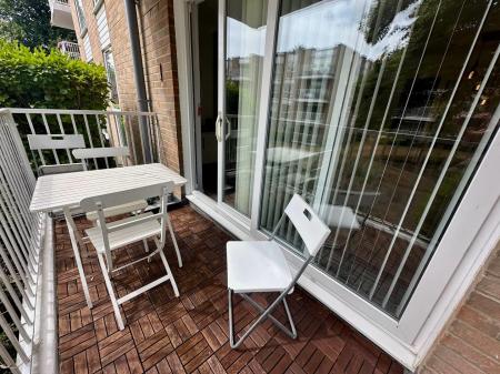 2 bedroom Flat to let in St. Anthonys Road, Bournemouth