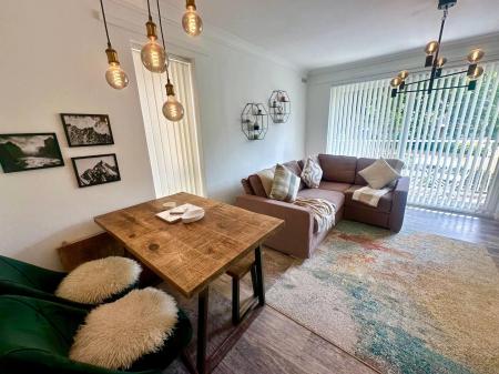 2 bedroom Flat to let in St. Anthonys Road, Bournemouth