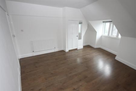 3 bedroom Duplex to let in Kings Road, Bournemouth